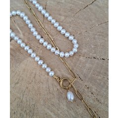 Perly a ocelový řetízek