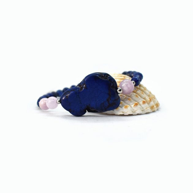 Lapis. howlit, kunzit