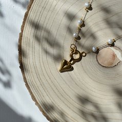 Řetízkový perličkový náhrdelník se srdíčkem